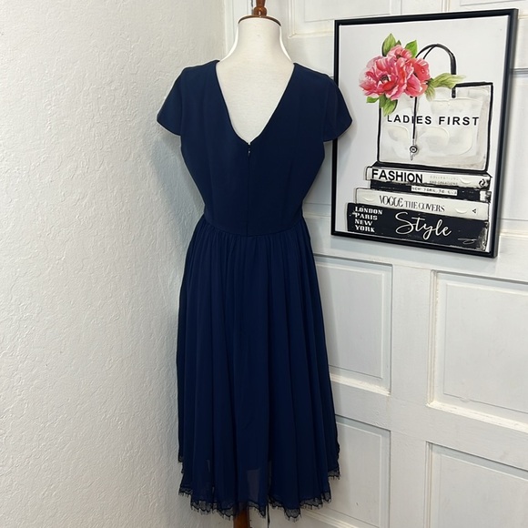 NWT Dress the Population Corey Chiffon Fit & Flare Cocktail Dress in Navy Size M - Picture 4 of 9